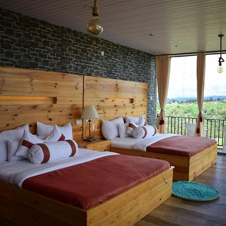 Newbury Villa Νουβάρα Ελίγια Εξωτερικό φωτογραφία